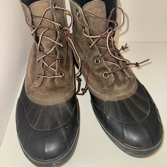 Sorel Men's Suede Brown and Black Boots - Picture 4 of 7